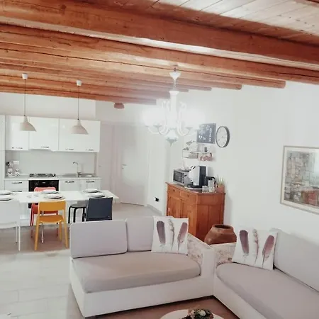 Ciuri Ciurihome 別荘 バレストラーテ